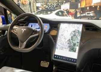 Tesla Recalls 135,000 U.S. Vehicles After Pressure From Regulators