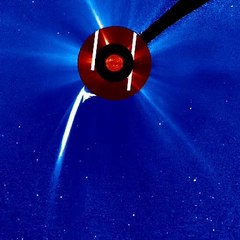 Comet Narrowly Misses Hitting the Sun