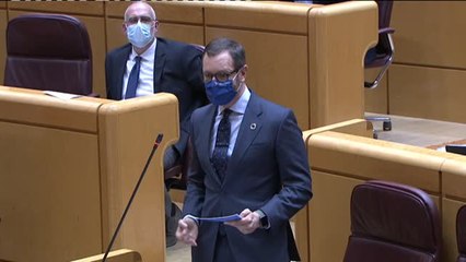 El PP pide a Sanidad que "sonría menos y gestione más"