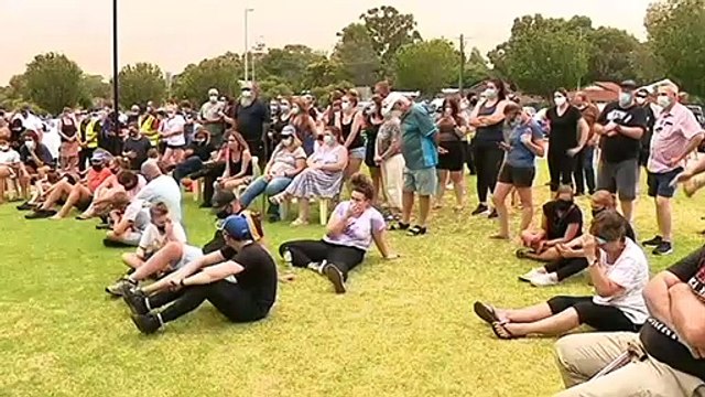 Massive Perth Hills bushfire destroys at least 71 homes