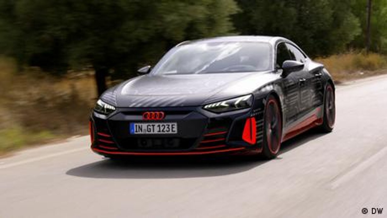 Weltneuheit: REV checkt den Audi RS e-tron GT