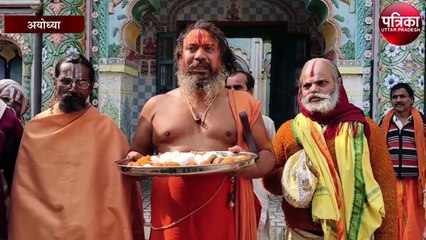 कोरोना काल में देश को मिला बड़ा बजट संतों ने बाँटी मिठाई