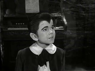 Uncle Charlie Pays A Visit | The Munsters