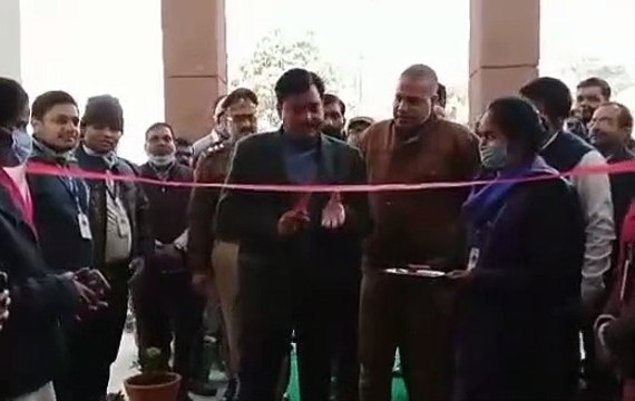 नवनिर्मित तहसील भवन का डीएम ने फीता काटकर किया उद्घाटन