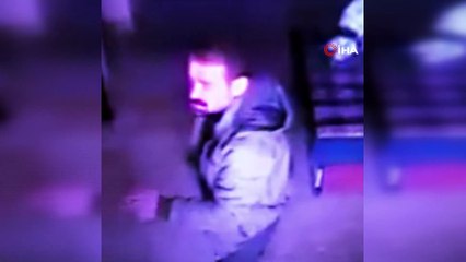Evine girdiği ev sahibini bıçakla tehdit edip gasp eden hırsız yakayı ele verdi