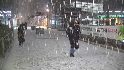 [날씨] 퇴근길 입춘대설, 중부 최고 15cm...내일 빙판길 주의 / YTN