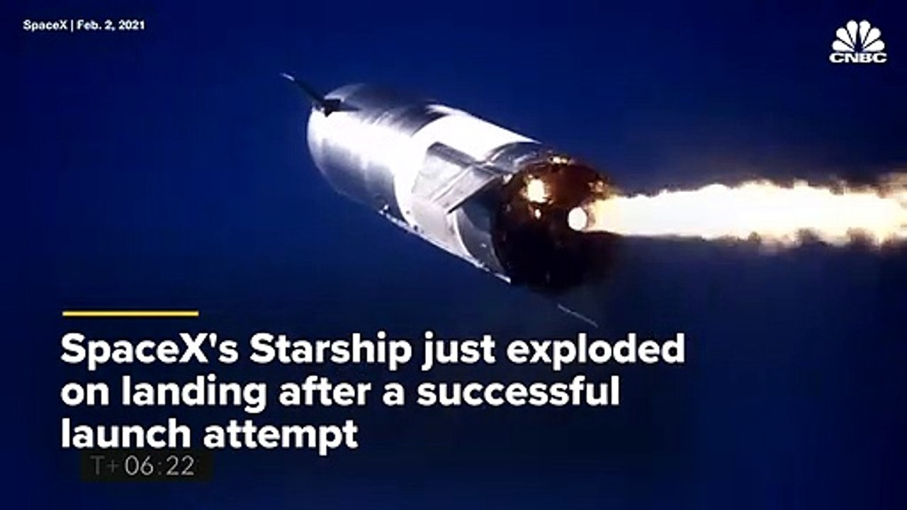 Regardez les images du prototype de fusée de la société aérospatiale américaine SpaceX s'est écrasé  à l'atterrissage lors d'un vol d'essai au Texas