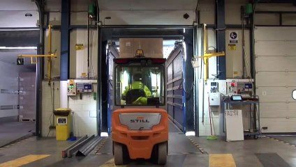 Enero destruye 218.953 empleos y deja 76.216 parados más