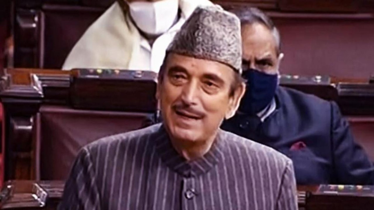 Ghulam Nabi Azad condemns R-Day violence in Delhi