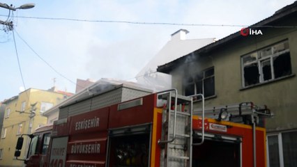 Eskişehir'de sobadan çıkan yangında 2 çocuk yaralandı