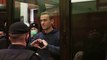 Alexeï Navalny adresse un cœur à son épouse au moment de sa condamnation à de la prison ferme