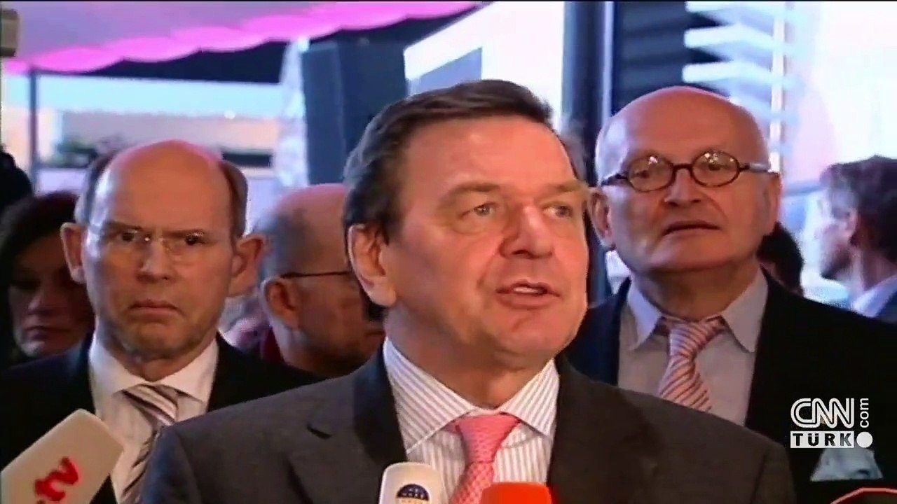 Almanya Eski Başbakanı Schröder: "Türkiye, Doğu Akdeniz’de hakim güç"