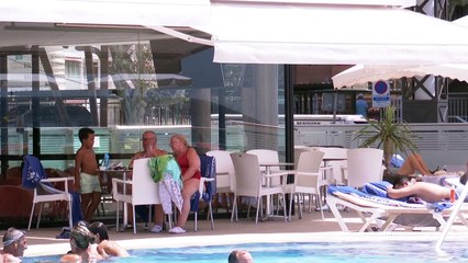 La llegada de turistas a España se hunde un 77% en 2020