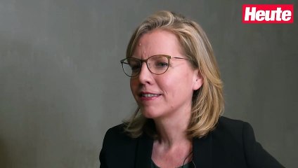 "Fahre Bahn und Rad": Ministerin verzichtet aufs Auto