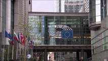 Kritik und Unterstützung - EU-Impfstrategie im Europäischen Parlament