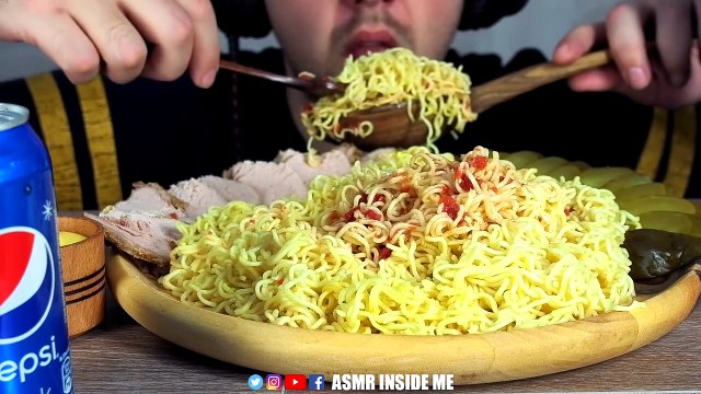 ASMR EATING NOODLES + RED TOMATO SAUCE and MEAT + CHEESE SAUCE and PICKLES (NO TALKING) MUKBANG