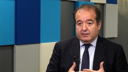 Pfizer defiende la "confidencialidad" de los contratos de la vacuna