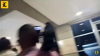Momento en que Argenis Contreras es trasladado al Palacio de Justicia de Ciudad Nueva
