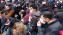 İzmir'de Boğaziçililere destek eylemine polis müdahalesi: Gözaltılar var