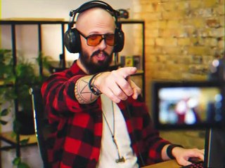 Your Way - First WordPress Theme for Social Media Bloggers