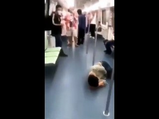 Wuhan sokaklarında korkutan manzara