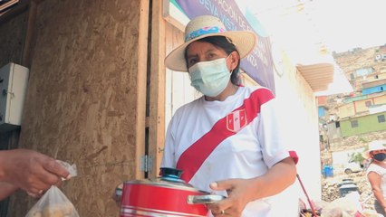 Las "ollas comunes" de Perú hacen un llamado de auxilio