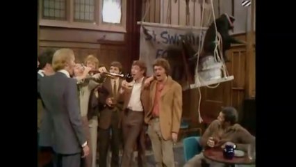 Doctor in the House S1/E8 'The War of the Mascots' Barry Evans,Robin Nedwell,Martin Shaw,Geoffrey Davies