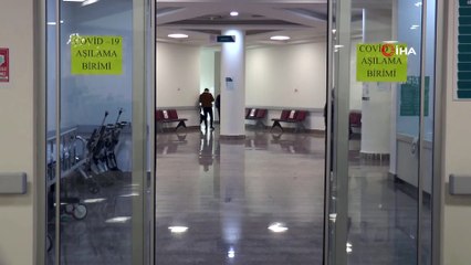 Aşı olan milletvekili korona virüse yakalandı