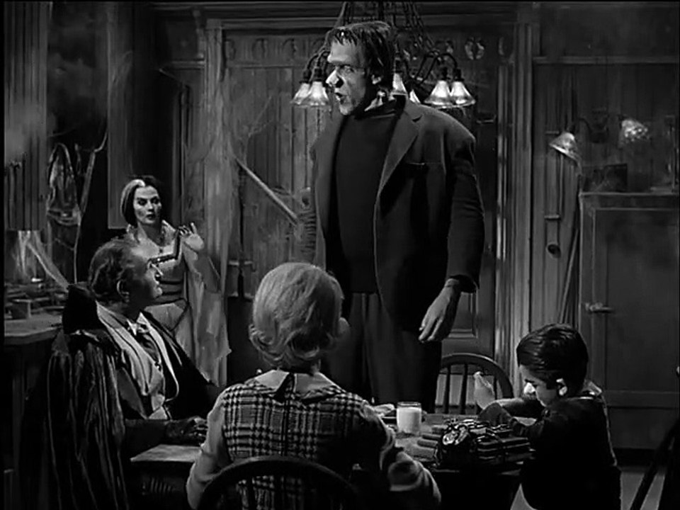 Herman Signs The Contract | The Munsters