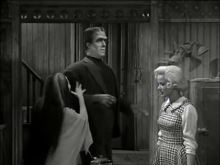 The Munster Koach Arrives | The Munsters