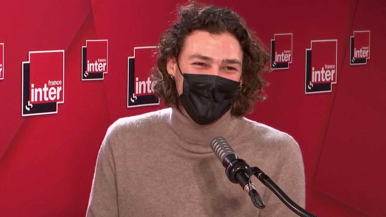 "On passe des heures en coulisses assis par terre, à regarder les autres danser, c'est très frustrant" (Hugo Marchand)