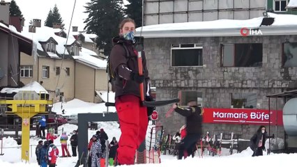 Uludağ'da pistler günübirlikçilerle doldu