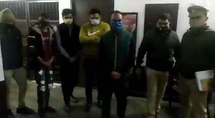 नोएडा के प्रतिष्ठित मॉल में पुलिस ने सेक्स रेक्ट का किया भंडाफोड़, स्पा सेंटर की आड़ में चल रहा था