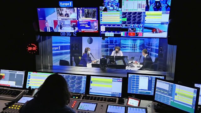 Gérald Darmanin répond aux questions des auditeurs d'Europe 1 (Partie 2)