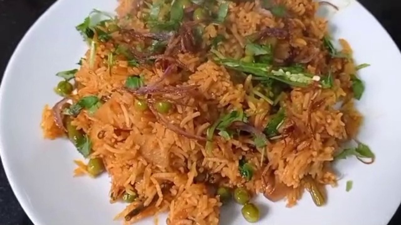 Veg Tehri Recipe, One Pot Meal, How to make Tehri, video Dailymotion