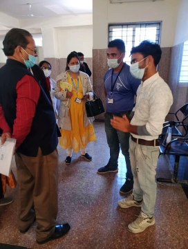 कायाकल्प अभियान के तहत जिला अस्पताल और ट्रामा सेंटर का निरीक्षण