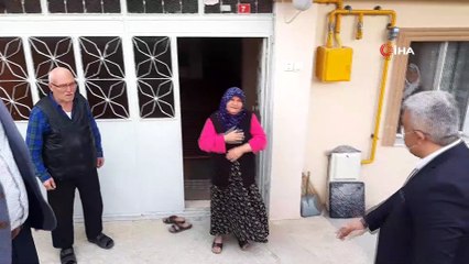 Başkan Çalışkan, yaşlı ve kimsesizleri evlerinde tek tek ziyaret ederek ihtiyaçlarını gideriyor