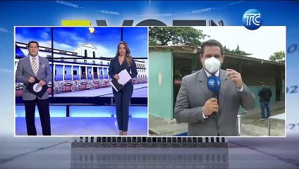 Así se vive a jornada electoral en el colegio 28 de Mayo en Guayaquil