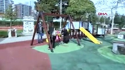 Kadıköy'de kısıtlamada parka gelen vatandaşlara ceza yağdı