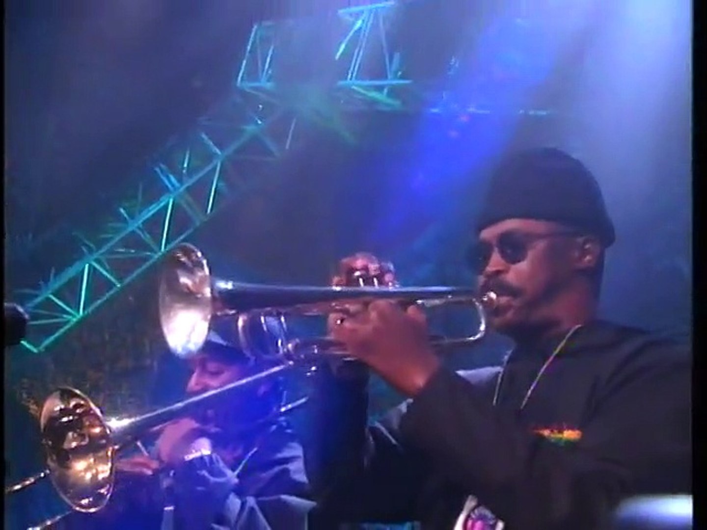 Uptown MTV Unplugged (Part 1) - video Dailymotion