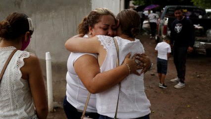 Mexico arrests 12 police in connection with migrant killing