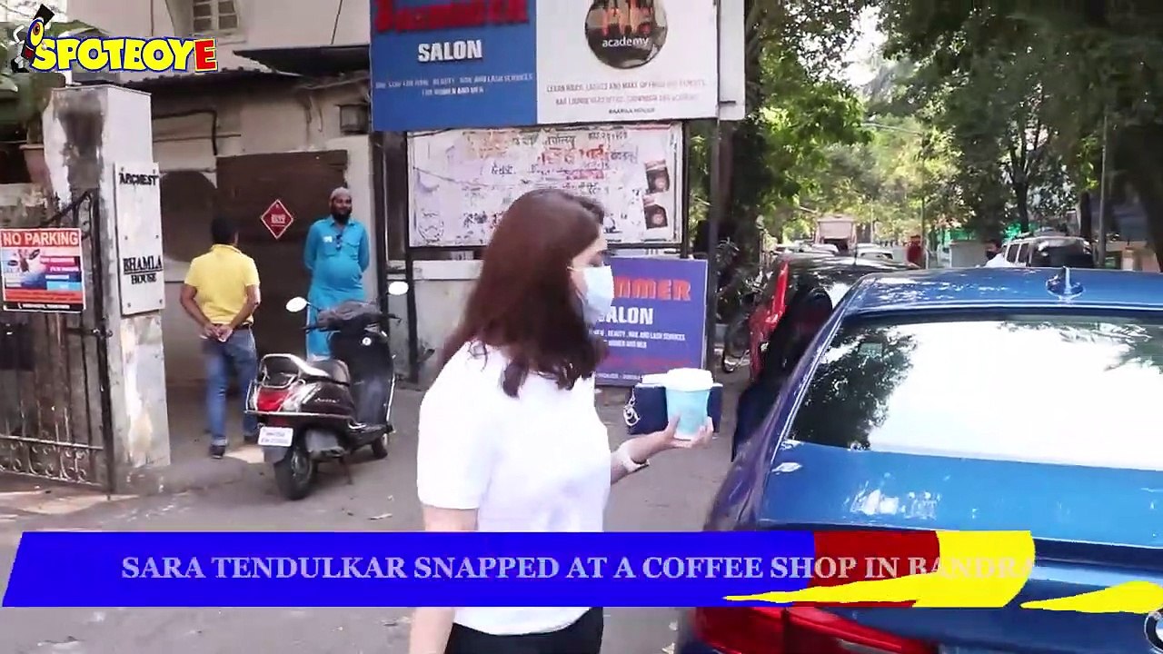 Sara Tendulkar snapped at a coffee shop in bandra