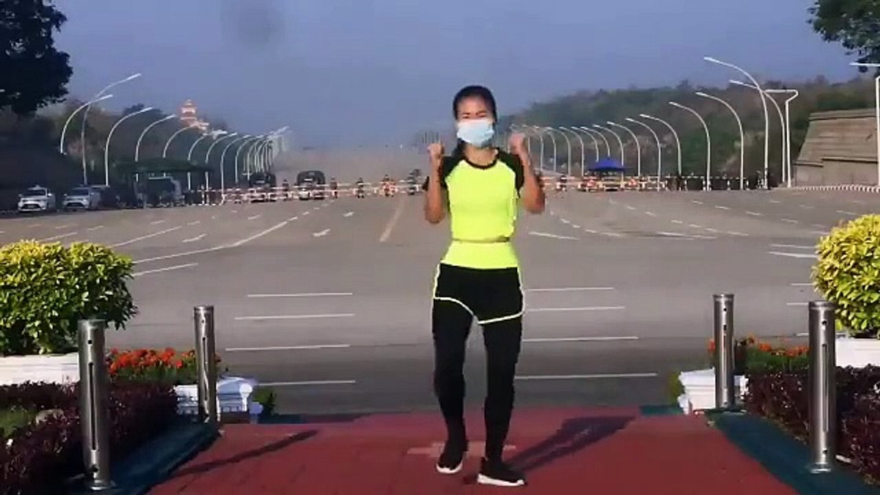 Séance d’aérobic en plein coup d’État (Birmanie)