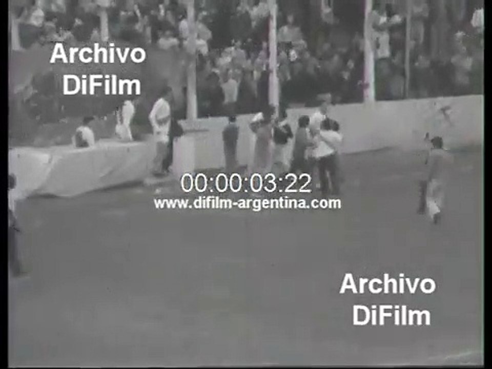 Argentinos Juniors vs River Plate - Campeonato Metropolitano 1971