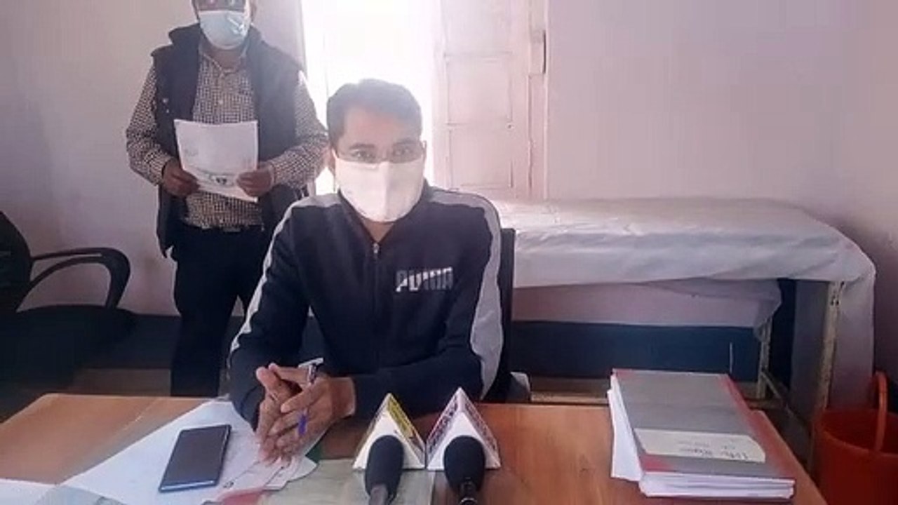 तेज रफ्तार का कहर : बस और ट्रक की भीषण भिड़ंत में 3 की मौत, दर्जनभर घायल