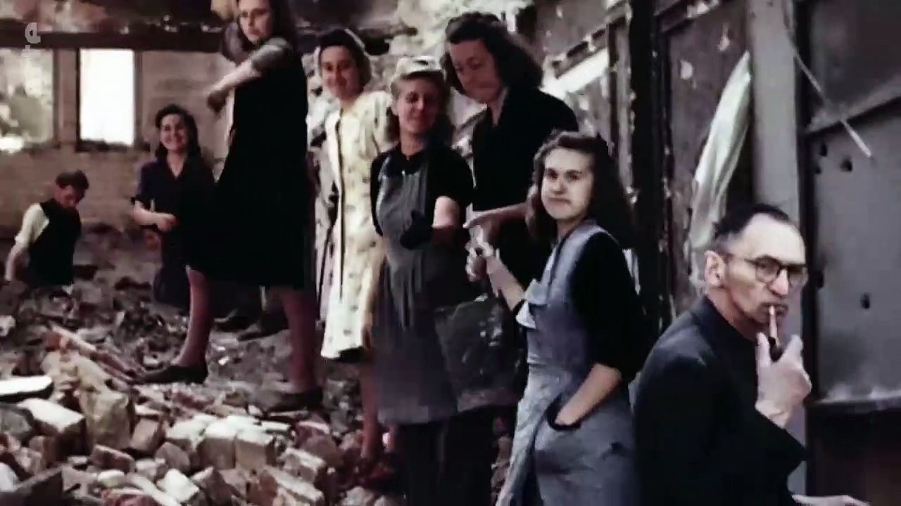 La dénazification, mission impossible