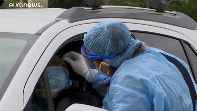 Ελλάδα - COVID-19: 25 νέοι θάνατοι και 1070 νέα κρούσματα - Την Παρασκευή οι αποφάσεις για νέα μέτρα