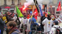 - Fransa’da 175 kent ve kasabada “işten çıkarma” protestosu