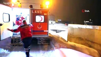 Bakan Koca'dan ‘olmaya devlet Cihân'da bir nefes sıhhat gibi’ paylaşımı