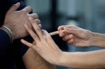 New Trial Tests Mixing 2 Different COVID-19 Vaccines